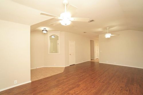 1713 Little Deer Ln, Fort Worth TX  76131-5424 exterior