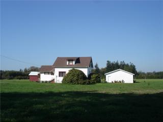 1772 Newkirk Rd, Ferndale, WA 98248-9387