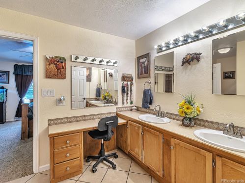 414 Zante Way, Aurora CO 80015-6761 exterior