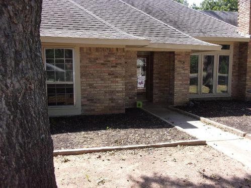 7519 Ravenswood Rd, Granbury TX  76049-4744 exterior