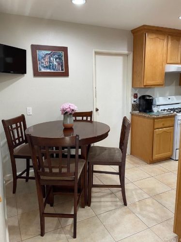 1426 Beacon Ave, Anaheim CA  92802-1718 exterior