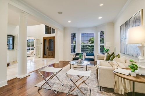 3001 Chatelaine Dr, Austin TX  78746-6895 exterior
