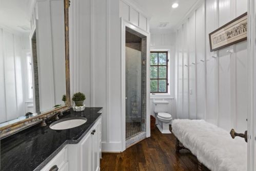 2860 Habersham Rd, Atlanta GA  30305-2959 exterior