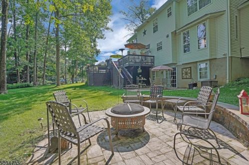 107 Canal Way, Hackettstown NJ  07840-1265 exterior