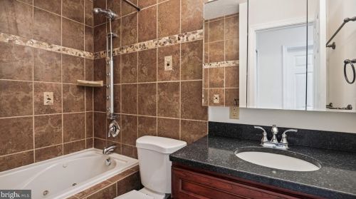 9145 Galbreth Ct, Springfield VA  22153-1110 exterior