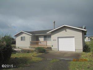 1606 Parker Ave, Waldport OR  97394-9549 exterior