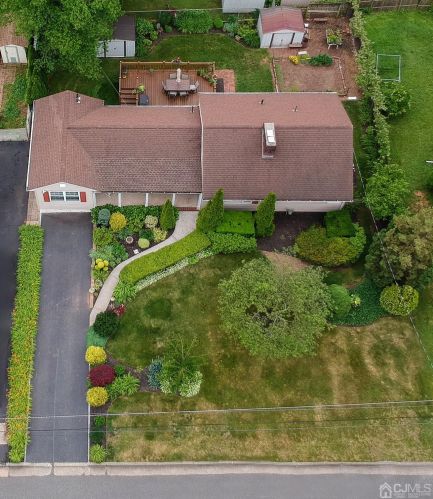 250 George Pl, Iselin, NJ 08830-1217