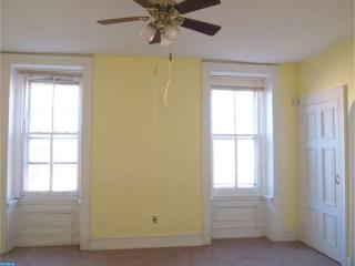 2826 Poplar St, Philadelphia PA  19130-1204 exterior