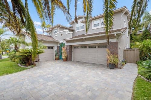6414 Topmast Dr, Carlsbad, CA 92011-1255