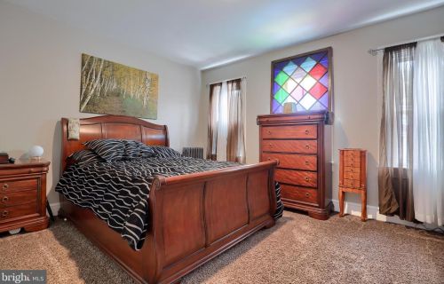 306 Beaver St, Lancaster PA  17603-5338 exterior