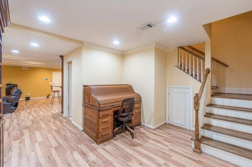 2101 Bohler Rd, Atlanta GA  30318-1515 exterior