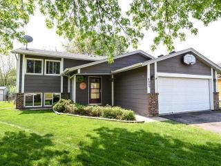 4069 135th St, Prior Lake, MN 55378-2677