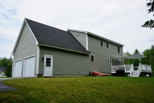 147 Spaulding Rd, Fremont, NH 03044-3254