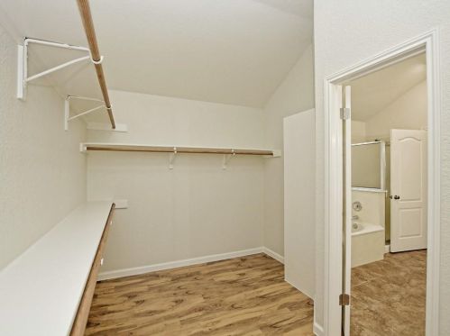 6412 Clay Allison Pass, Austin TX  78749-2700 exterior