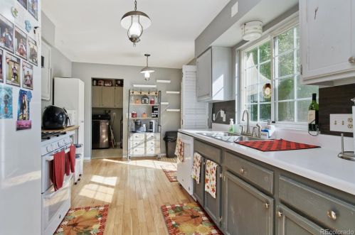 2444 Elkhart St, Denver CO  80014-2514 exterior