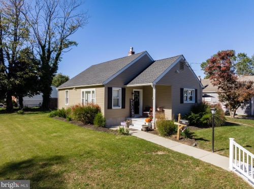 144 Rose Ave, Gloucester, NJ 08031-2130