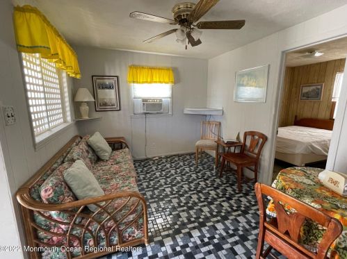 139 Princeton Ave, Lavallette NJ 08735-2635 exterior