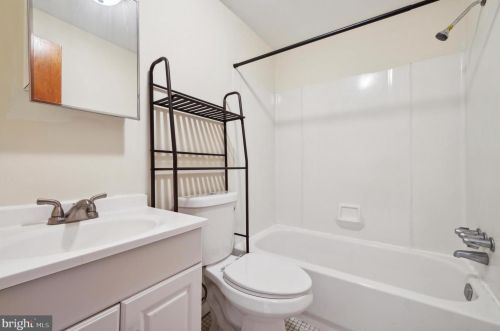 1419 4 St, Philadelphia PA 19147-0059 exterior