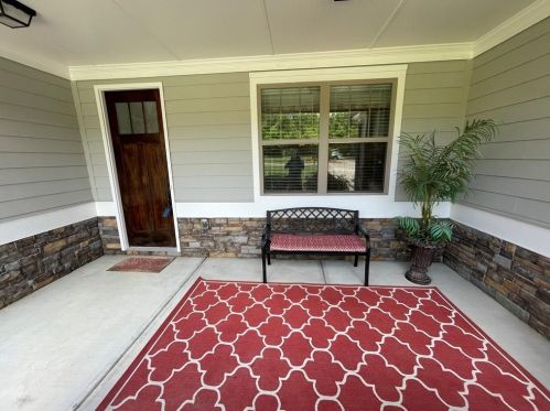 6003 Trojan Dr, Gainesville, GA 30506-7347