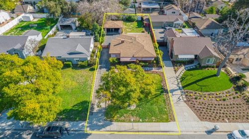 1828 Canada Blvd, Glendale CA  91208-2610 exterior