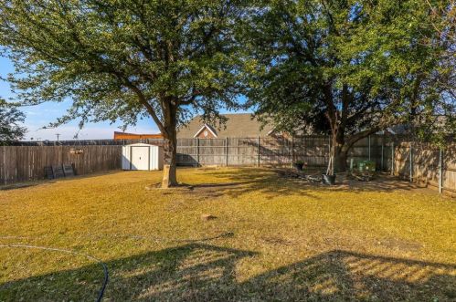 4009 Azalea Dr, Fort Worth TX  76137-5801 exterior