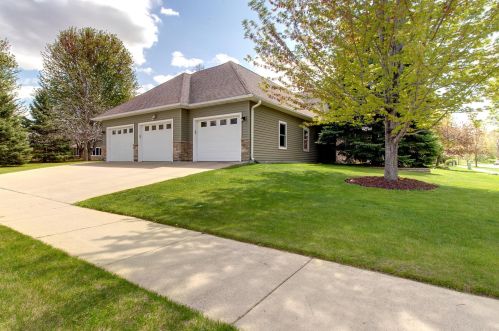 2023 Aspen St, Waterford, MN 55057-3218