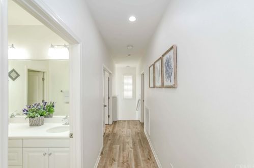 37 Deergrass, Irvine CA  92618-2246 exterior