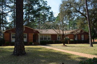 1724 Pineknoll Ln, Albany, GA 31707-3779