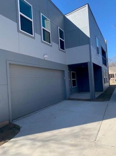 1420 Arlington Ave, Fort Worth TX  76104-6124 exterior
