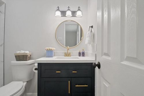 7153 Newcastle Pl, Fort Worth TX  76182-4927 exterior