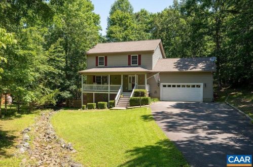4 Kingswood Rd, Bybee, VA 22963-2821