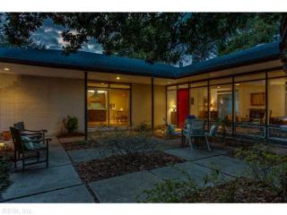 5909 Studeley Ave, Norfolk VA  23508-1030 exterior