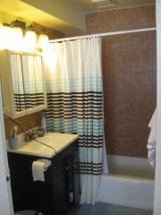 425 Erie St, Minneapolis MN  55414-3060 exterior