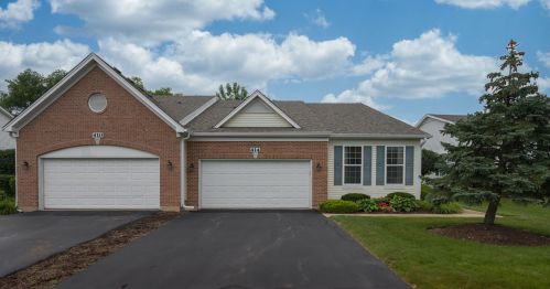 414 Woodhill Dr, Carol Stream, IL 60188-4310