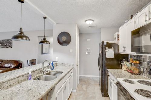 2409 Highmont Dr, Garland TX 75041-3246 exterior