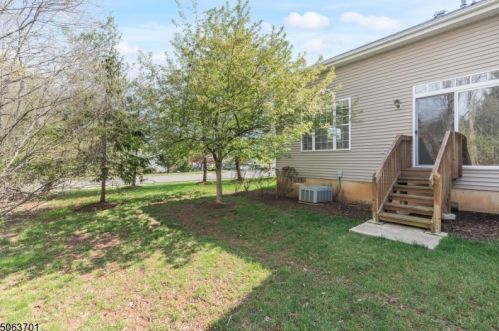 6 Jackson Ave, Princeton NJ  08540-1677 exterior