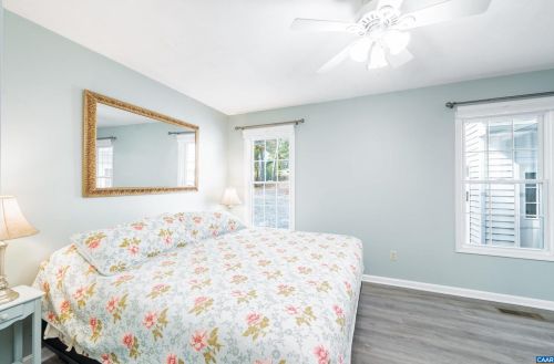 13 Piedmont Ln, Bybee VA  22963-2128 exterior
