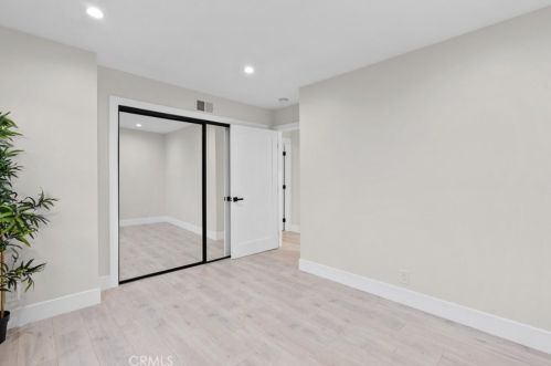 3360 Chevy Chase Dr, Glendale CA  91206-1428 exterior