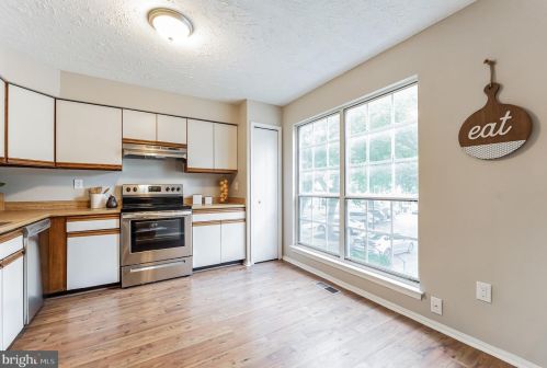 7475 Setting Sun Way, Columbia, MD 21046-1277