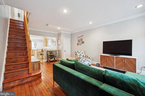 1013 Greenwich St, Philadelphia PA  19147-6320 exterior