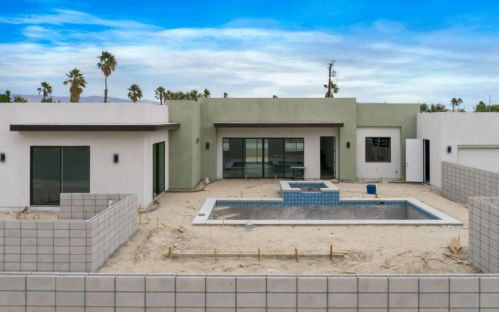 3000 Sunrise Way, Palm Springs, CA 92262-2336