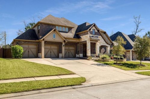 2014 Forest Haven Dr, Conroe TX  77384-3506 exterior