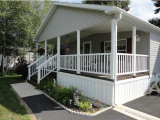 29 Watercress Dr, Rochester, NH 03868-7121