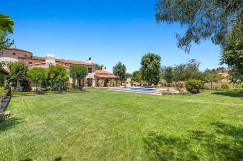 50 Golden Eagle, Irvine CA  92603-0308 exterior