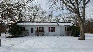 6 Sleepy Hollow Rd, Palermo, NJ 08223-1111