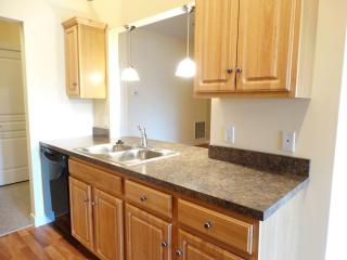 32 Stonecreek Ct, Ephrata PA  17522-3103 exterior