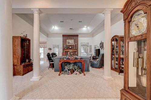 6009 Longmire Trl, Conroe TX  77304-4866 exterior