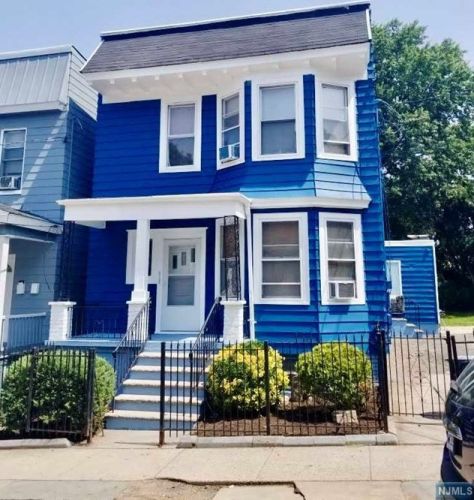 30 Tichenor Ter, Irvington, NJ 07111-3824
