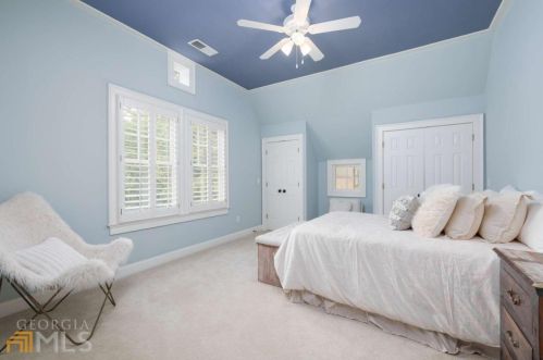 4711 Dudley Ln, Atlanta GA  30327-3330 exterior