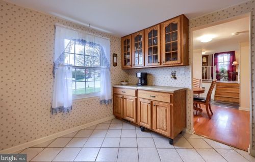 1604 Robert Rd, Lancaster PA  17601-5635 exterior